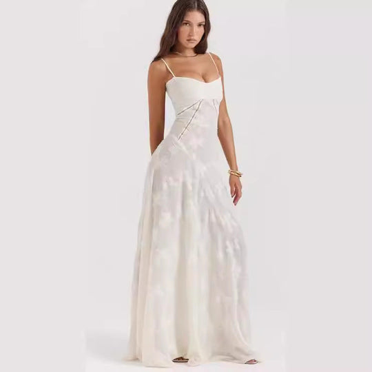 Damen elegantes Abendkleid mit feinen Spitzenverzierungen und Spaghettiträgern