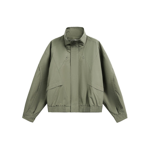 Unisex Kurzblouson im minimalistischen Tech‑Stoff mit Funnelkragen und verdeckter Frontblende Shop Nory