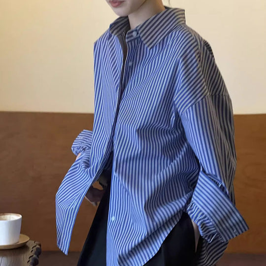 Damen Oversized Langarm Hemdbluse mit vertikalen Streifen und weiter Passform Shop Nory