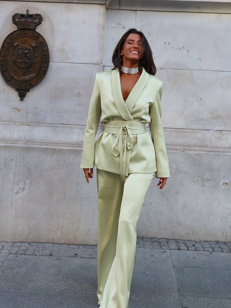 Damen Satin-Zweiteiler mit tailliertem Wickelblazer und weiter Palazzo-Hose Shop Nory