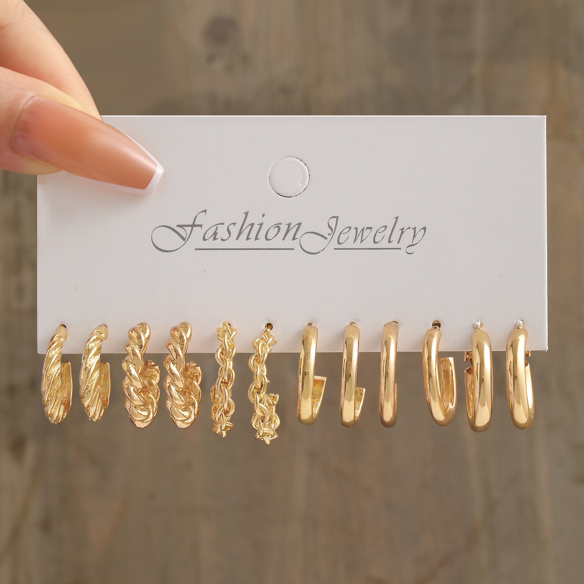 Damen Ohrringe Set mit stilvollen und vielseitigen Designs Shop Nory