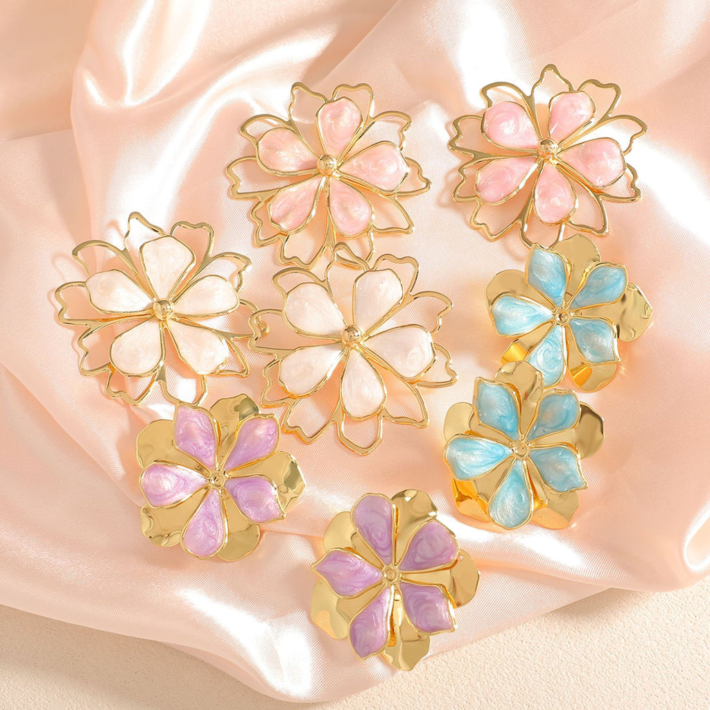 Damen Ohrstecker mit kunstvollem Blumenmotiv Shop Nory