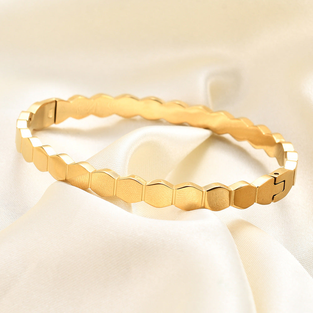 Damen Armreif mit modernem geometrischem Design Shop Nory