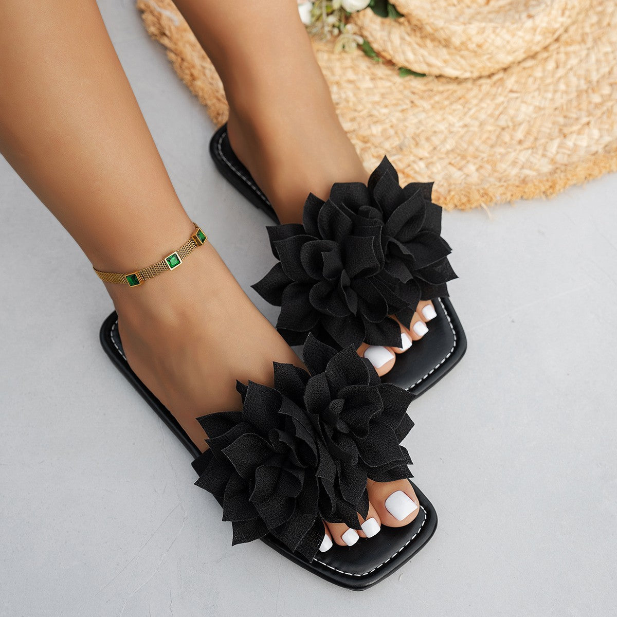 Damen Sommerliche Slides mit dekorativem Blüten-Detail Shopnory