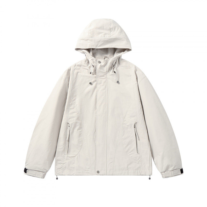 Unisex Kurz geschnittene Kapuzenjacke im technischen Outdoor‑Style mit Kordelzug, verdeckter Frontleiste und verstellbaren Bündchen Shop Nory