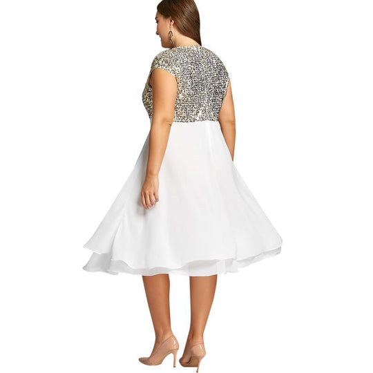 Damen Elegantes Cocktailkleid mit schimmerndem Oberteil und schwingendem Rock Shopnory