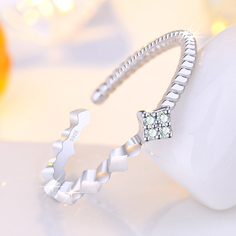 Damen Offener Ring mit elegantem Wellenmuster und funkelndem Zirkonia-Besatz Shop Nory