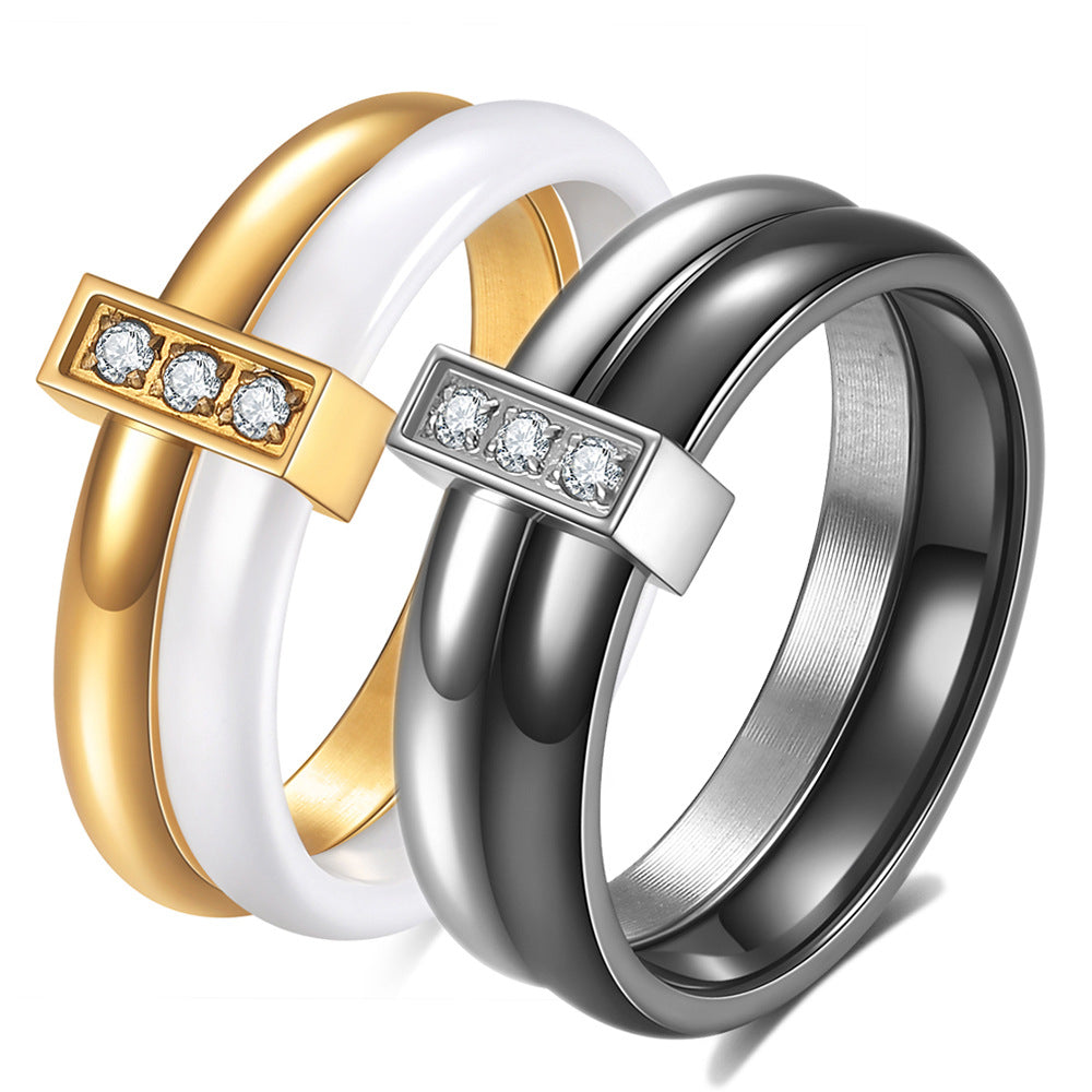 Herren Ring mit modernem, strukturiertem Design und funkelnden Zirkonia Shop Nory