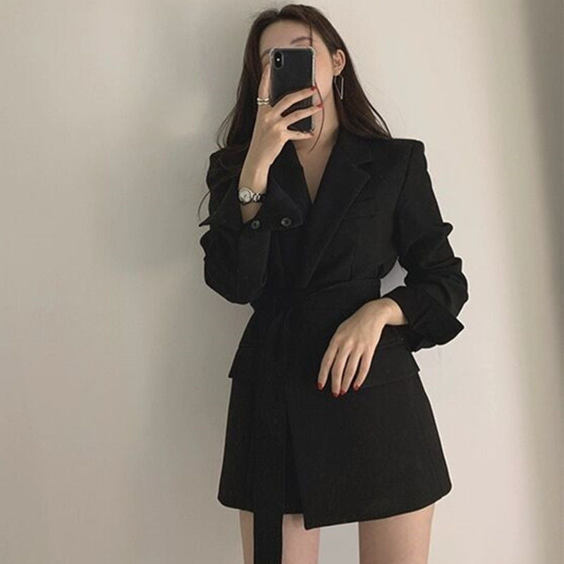Damen Eleganter Blazer mit asymmetrischem Schnitt und modischen Details