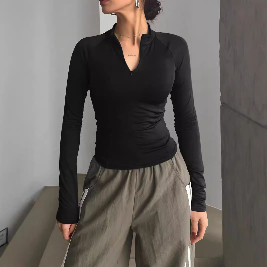 Damen Enganliegendes Sportliches Langarm-Top mit kurzem Stehkragen und V‑Ausschnitt Shop Nory