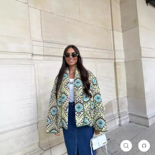 Damen Stepp-Kimonojacke mit grafischem Allovermuster, Schalkragen und aufgesetzten Taschen Shop Nory