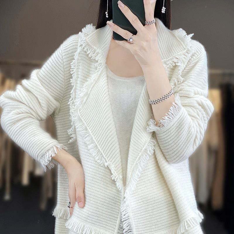 Damen Langer Fransen‑Strickcardigan mit großem Schalkragen und feiner Rippenstruktur Shop Nory