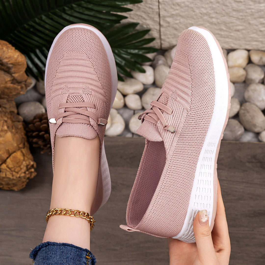 Damen nan leichter gestrickter Slip-On Freizeitschuh mit elastischem Einstieg, dekorativer Zier-Schnürung und dämpfender Leichtprofilsohle Shop Nory