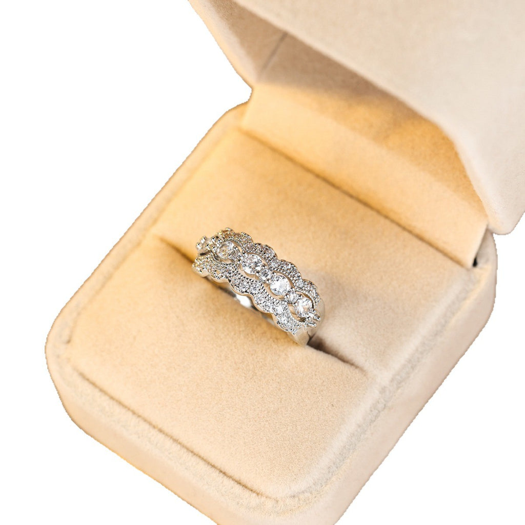 Damen Ring mit kunstvoller Zirkonia-verzierter Fassung Shop Nory