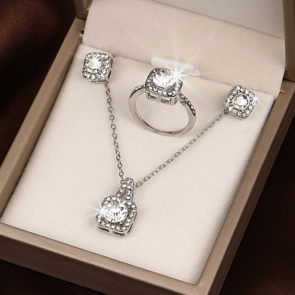 Damen Schmuckset mit funkelnden Kristallen und eleganten Designs Shop Nory