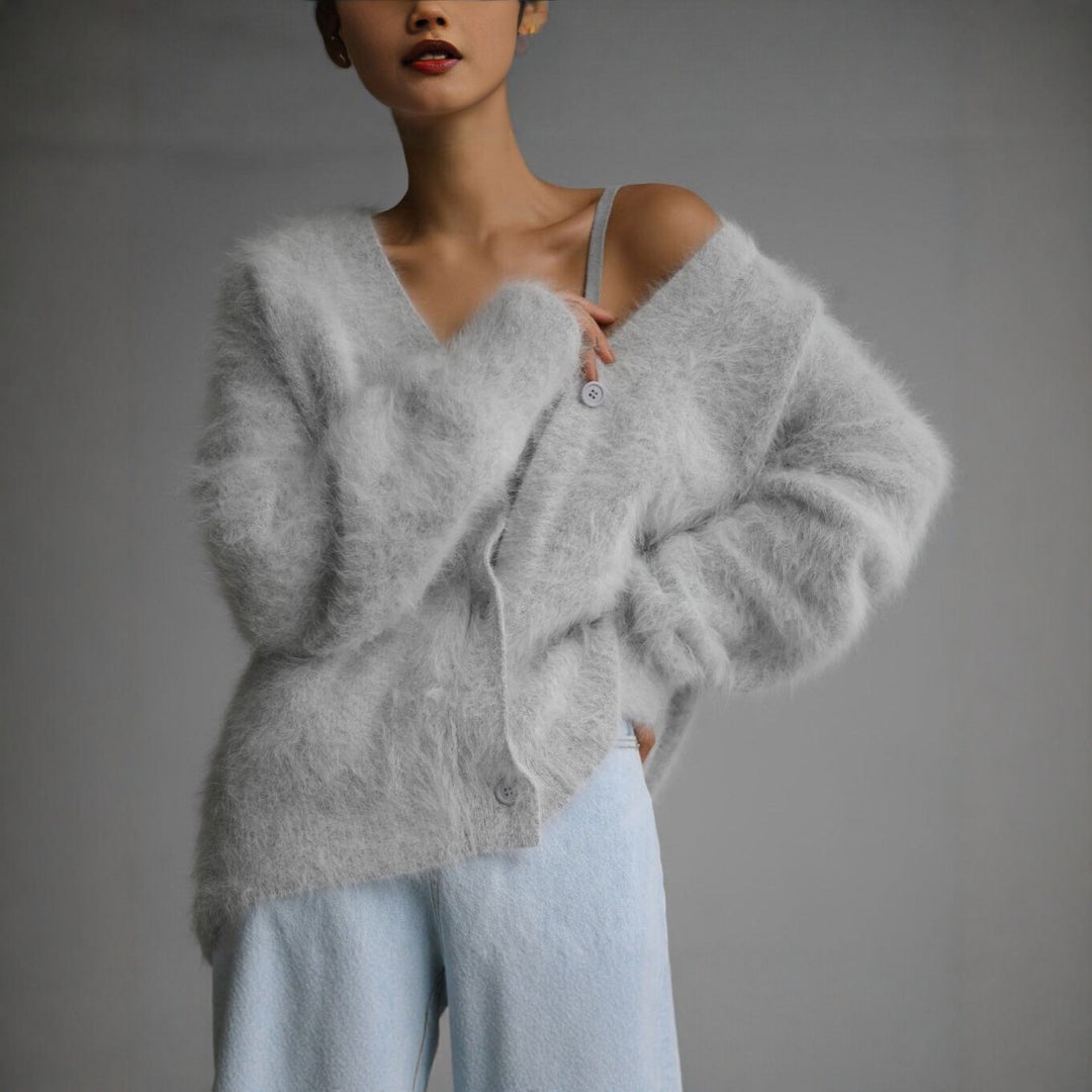 Damen Flauschige Mohair-Optik Strickjacke mit V-Ausschnitt und Oversize-Schnitt Shop Nory