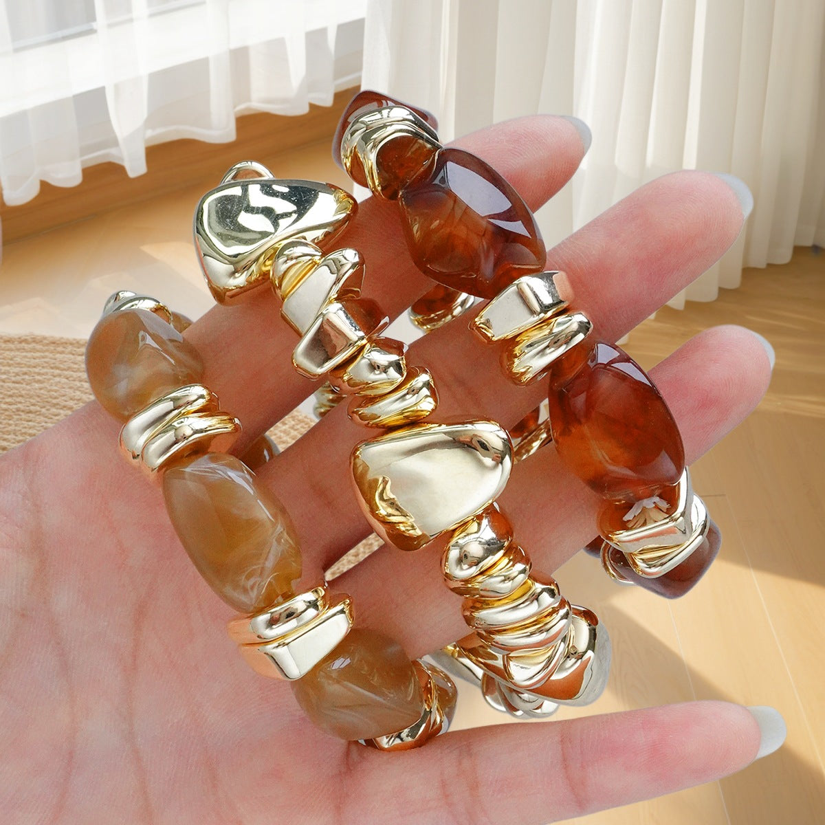 Damen Armband-Set mit edlen Halbedelsteinen und glänzenden Goldakzenten Shop Nory