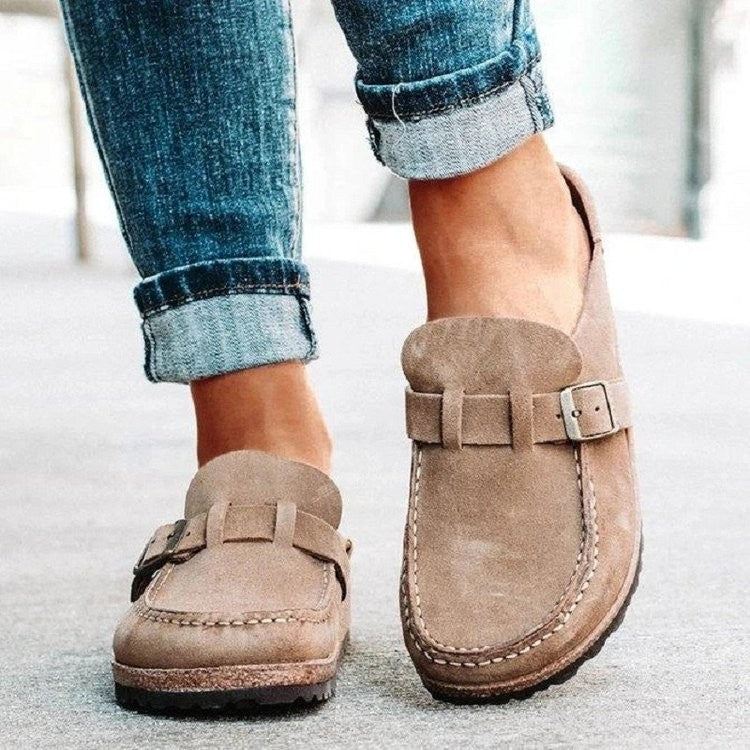 Damen Veloursleder-Mules mit Korkoptik-Sohle und verstellbarer Schnallenlasche Shop Nory