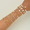 Damen Armband-Set mit floralen Mustern und funkelnden Akzenten Shop Nory