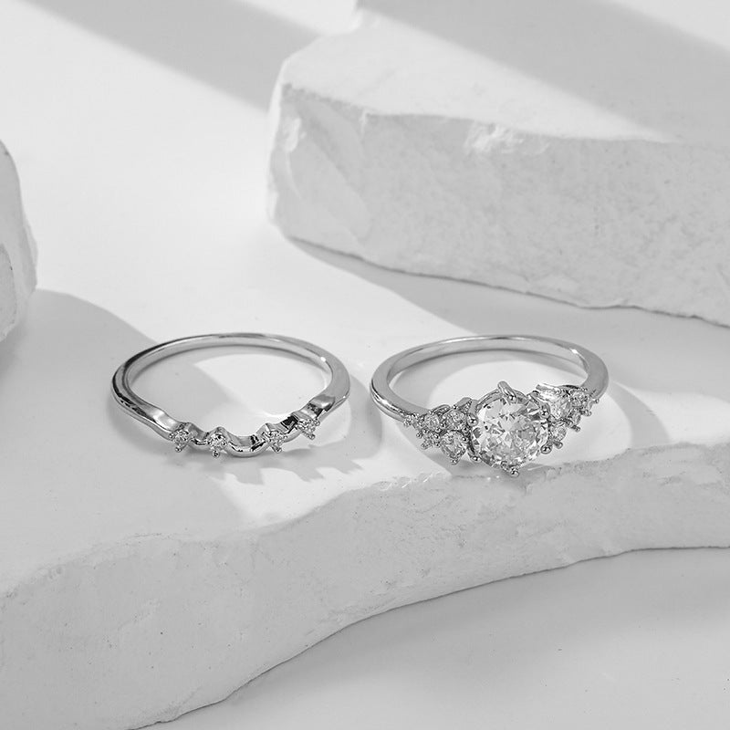 Damen glamouröser Verlobungsring mit funkelnden Zirkonia-Steinen Shop Nory