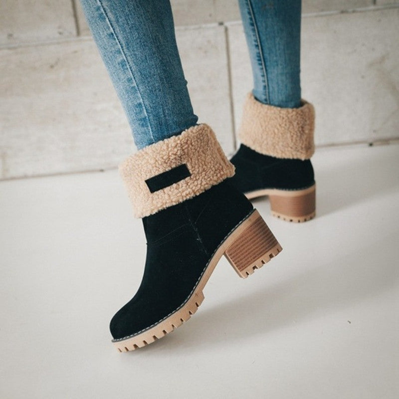 Damen Winterstiefel mit kuscheligem Kunstfellkragen und robustem Sohlenprofil