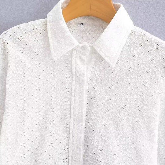 Damen Kurzgeschnittene Lochstickerei-Bluse mit Hemdkragen und langen Schnürbändern Shop Nory