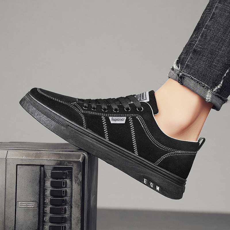 Herren Niedrige Velours‑Freizeit‑Sneaker mit gepolstertem Fersenkragen und dezenter Nahtstruktur Shopy Nory