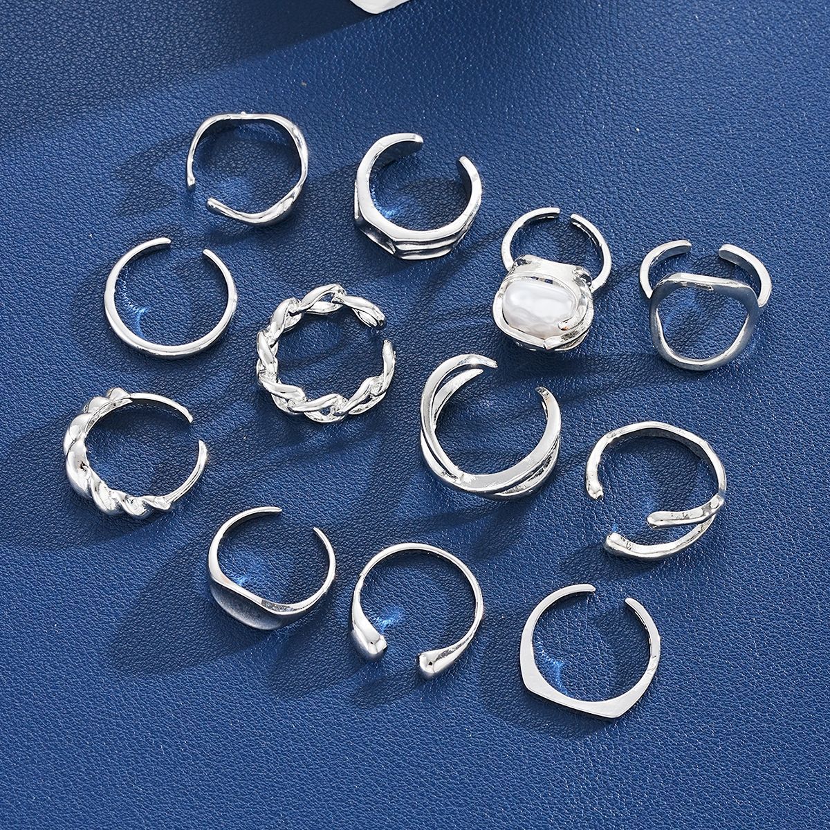 Damen Ring-Set mit einzigartigen Designs und eleganten Zierdetails Shop Nory