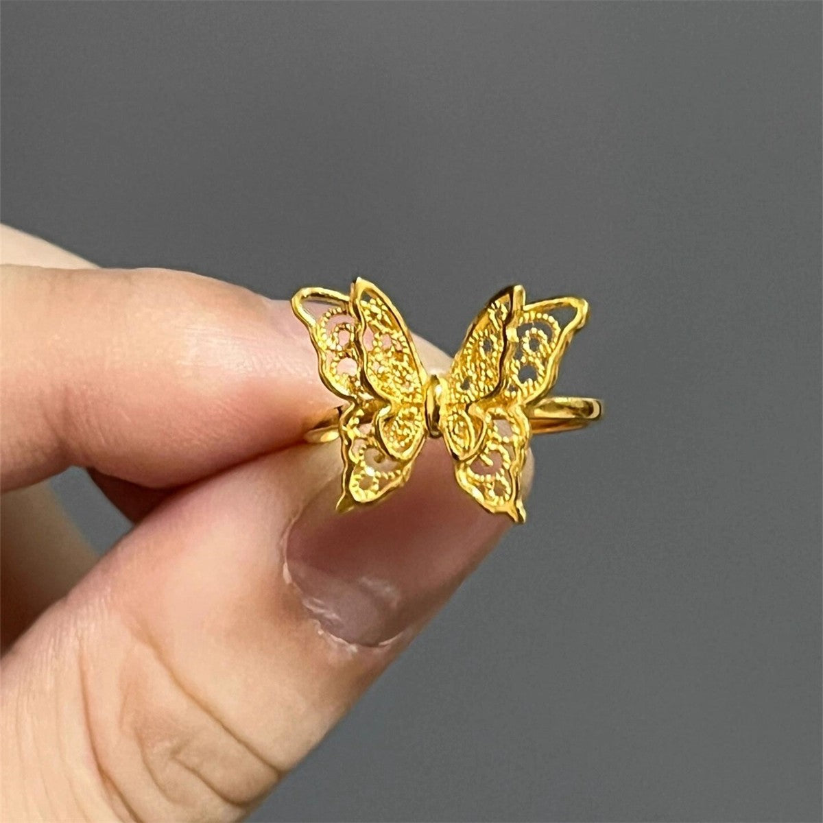 Damen zierlicher Schmetterlingsring mit feiner Detailarbeit Shop Nory