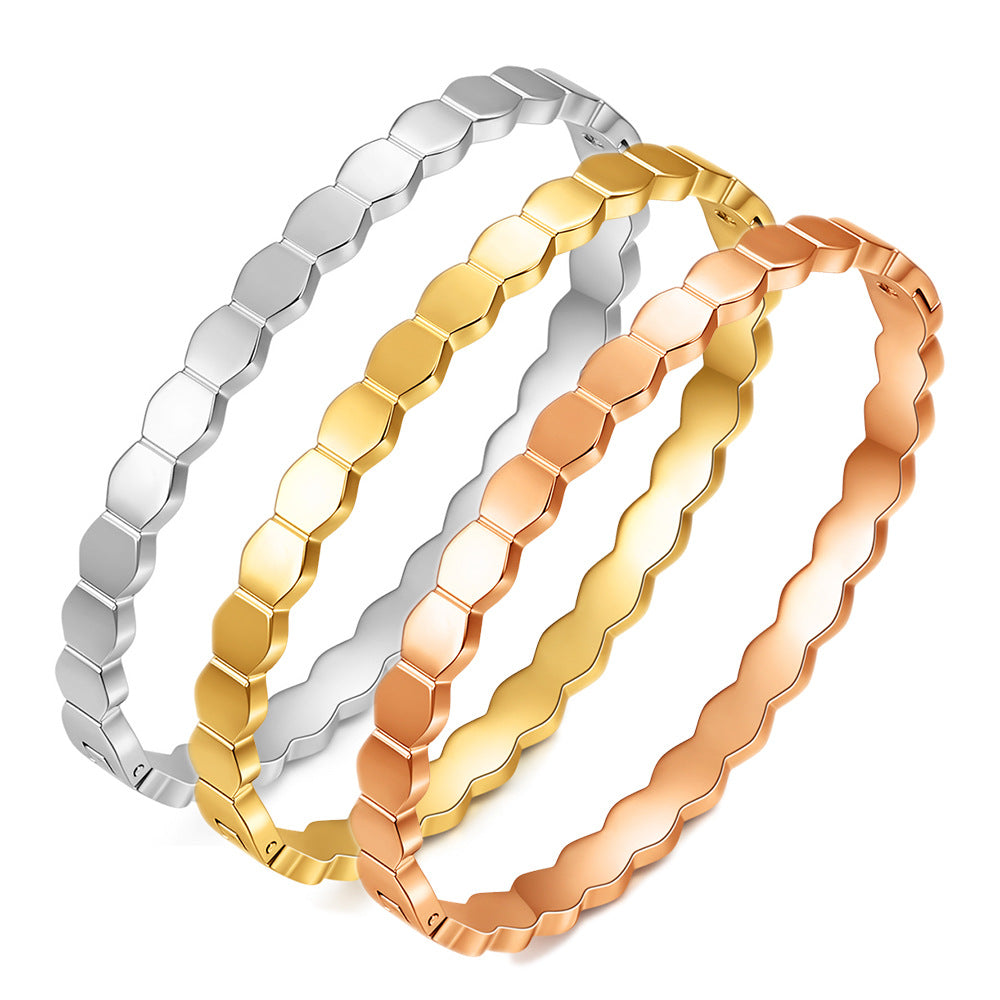Damen Armreif mit modernem geometrischem Design Shop Nory
