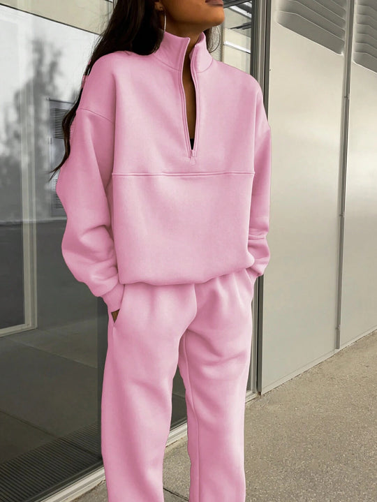 Damen Oversize Sweat-Set mit halbem Reißverschluss, Stehkragen und lässiger Jogginghose Shop Nory
