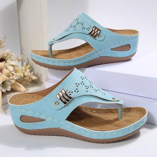 Damen Keil-Zehentrenner-Sandale mit perforiertem Obermaterial und gepolstertem Komfortfußbett Shop Nory
