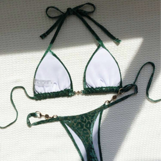 Damen Triangel-Bikini mit dekorativen Akzenten und raffiniertem Schnitt