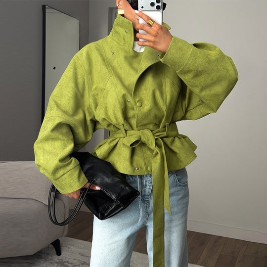 Damen Taillierte Kurzjacke im Blouson‑Stil mit Bindegürtel und Stehkragen Shop Nory