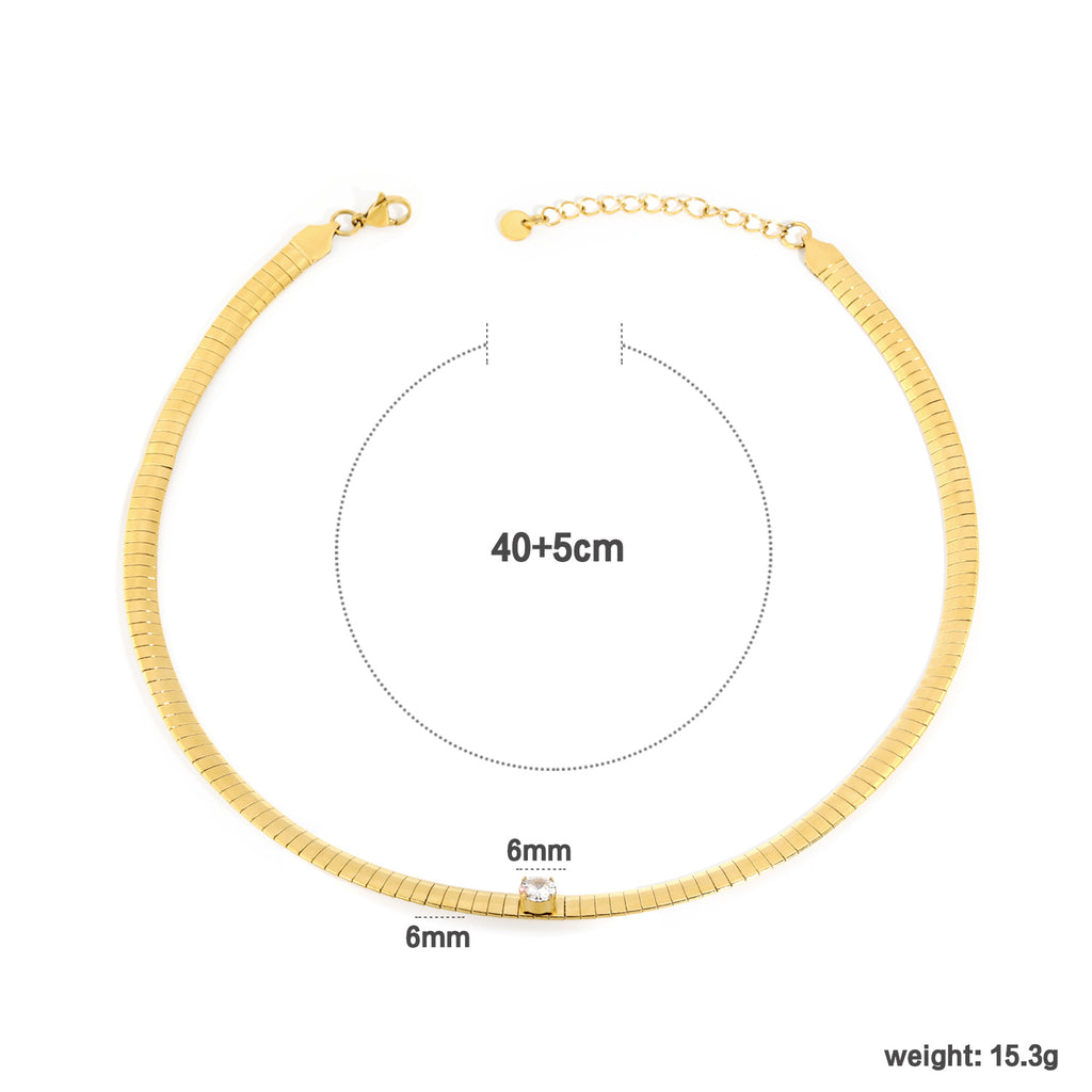 Damen elegante Halskette mit hochwertigem, grünem Zirkonia-Anhänger und edelgestaltetem Kettenmuster Shop Nory