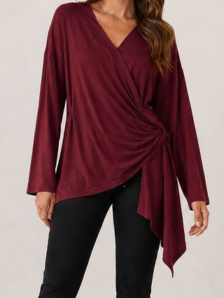 Damen Wickelshirt mit seitlicher Knotenpartie, V‑Ausschnitt und asymmetrischem Saum Shop Nory
