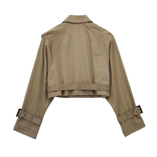 Damen Gekürzte Trenchjacke mit Taillengürtel, Schulterklappen und verstellbaren Ärmelriemen Shop Nory