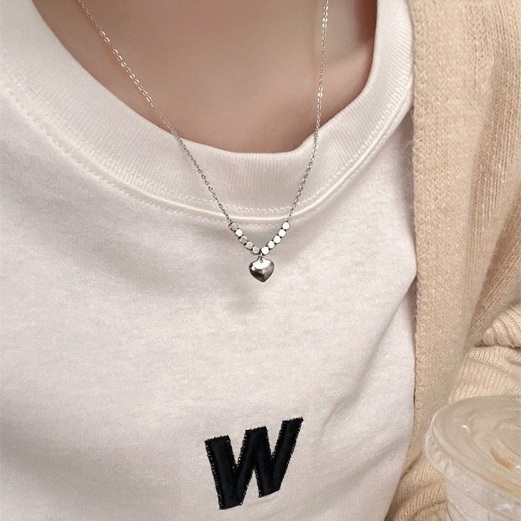 Damen Halskette mit elegantem Herzanhänger und filigraner Gliederkette Shop Nory