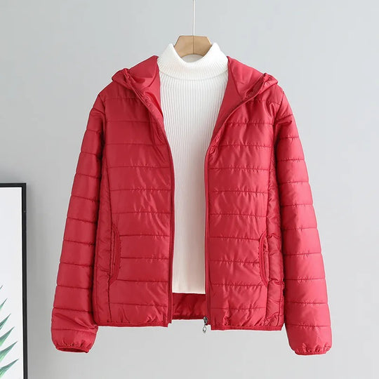 Damen leichte gesteppte Kapuzenjacke mit Thermoisolierung Shop Nory