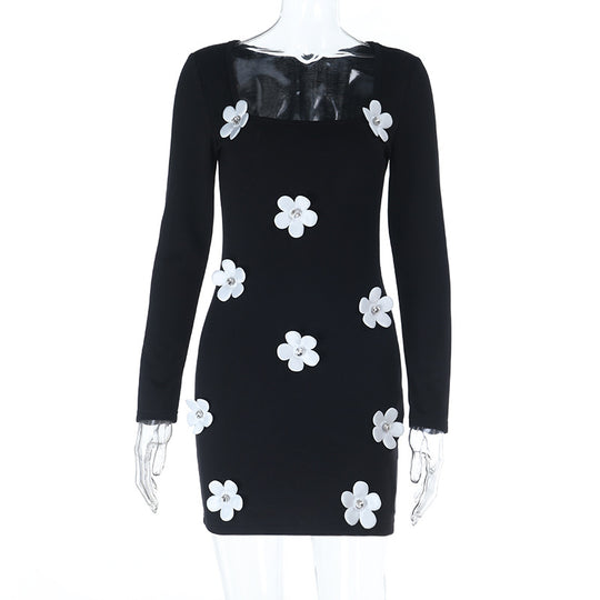 Damen Enganliegendes Bodycon-Minikleid mit 3D‑Blütenapplikationen und Quadrat-Ausschnitt Shop Nory
