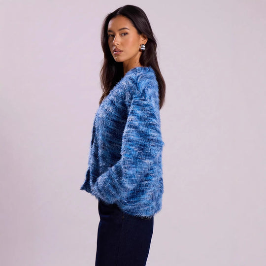 Damen Oversize-Flauschpullover mit weitem Carmen‑Ausschnitt und melierter Strickstruktur Shop Nory