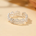 Damen filigraner Blumenring mit detailreicher Gestaltung Shop Nory