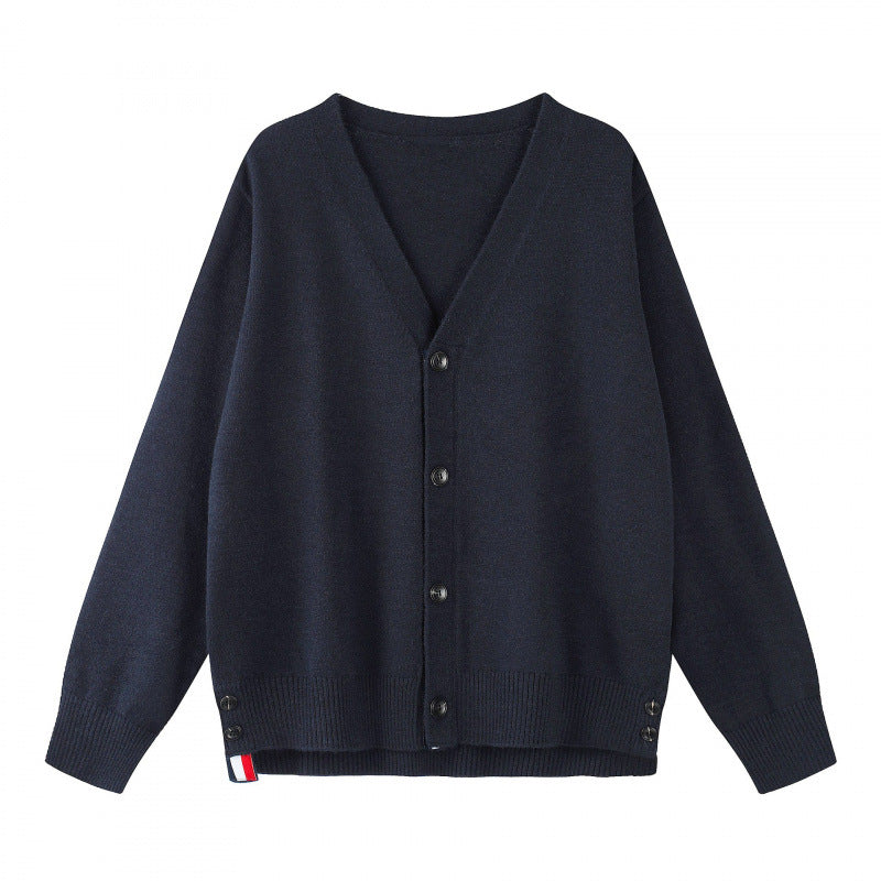 Unisex Oversize V‑Neck Strickcardigan mit Knopfleiste und Seitendruckknöpfen Shop Nory