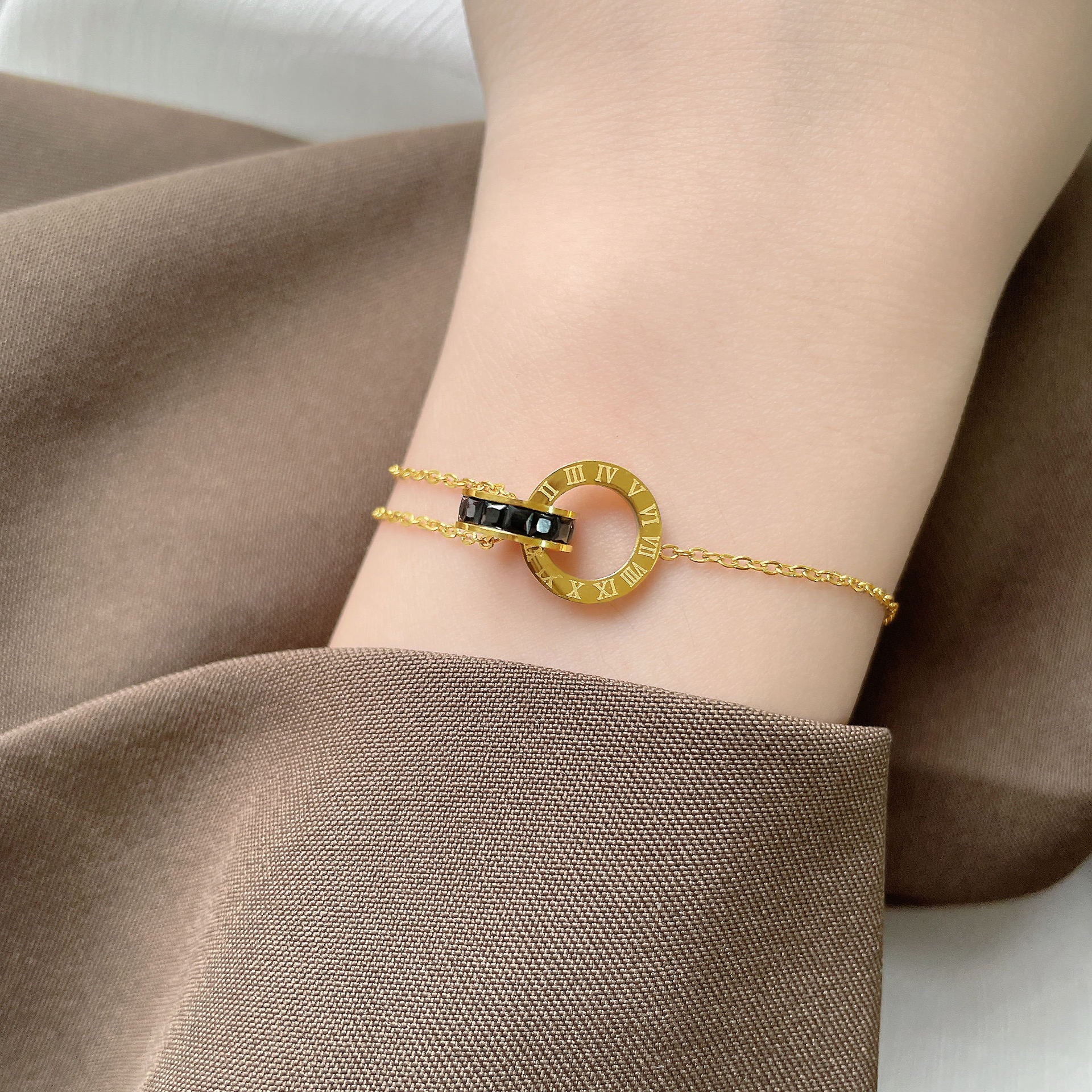 Damen Kettengliederarmband mit dualem Akzentdesign Shop Nory