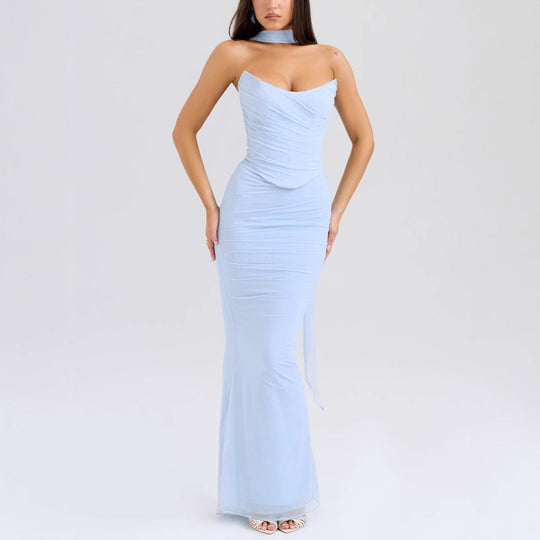 Damen Abendkleid mit schickem Dekolleté und figurbetontem Schnitt