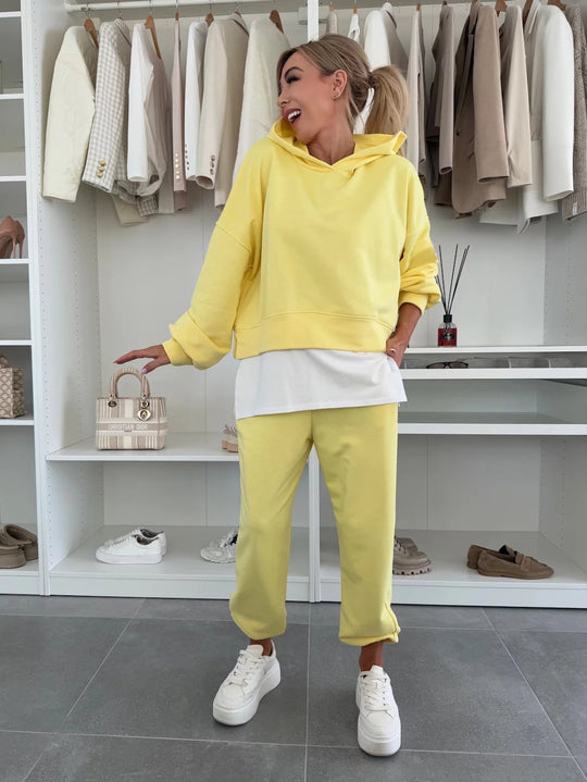 Damen Oversized Hoodie- und Jogging-Set aus Bio-Baumwolle mit Cropped-Sweat und elastischer Bündchenhose Shop Nory