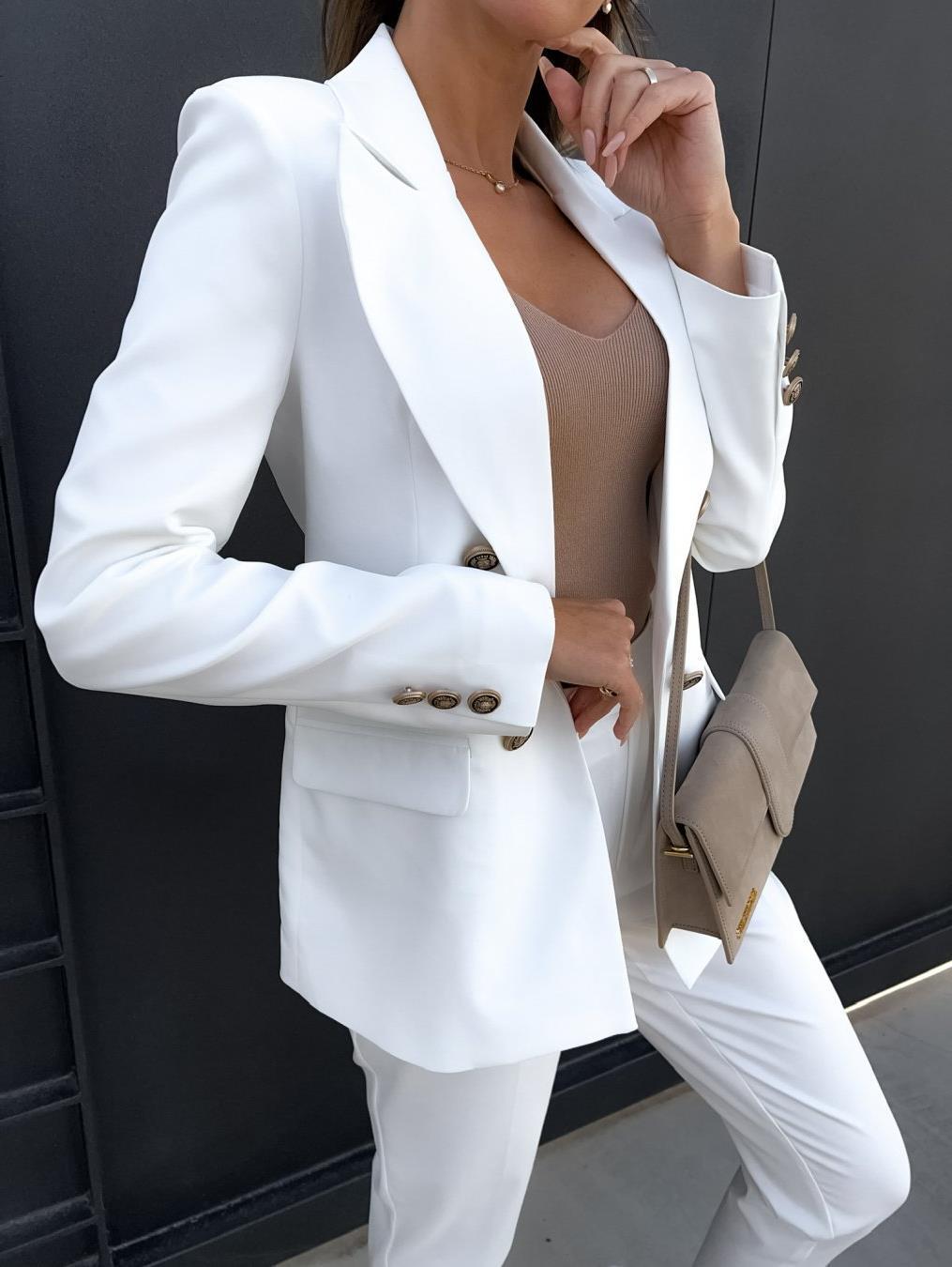 Damen Eleganter taillierter Blazer mit doppelter Knopfleiste und vielseitigem Schnitt