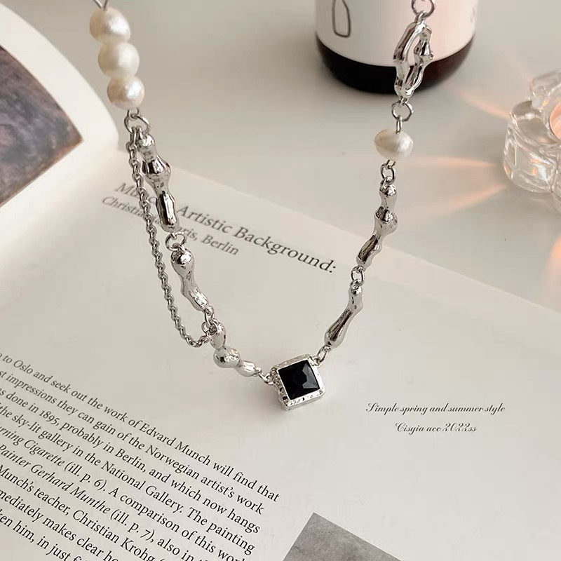 Damen Kette mit elegantem, mehrlagigem Design und luxuriösem Onyx-Anhänger Shop Nory