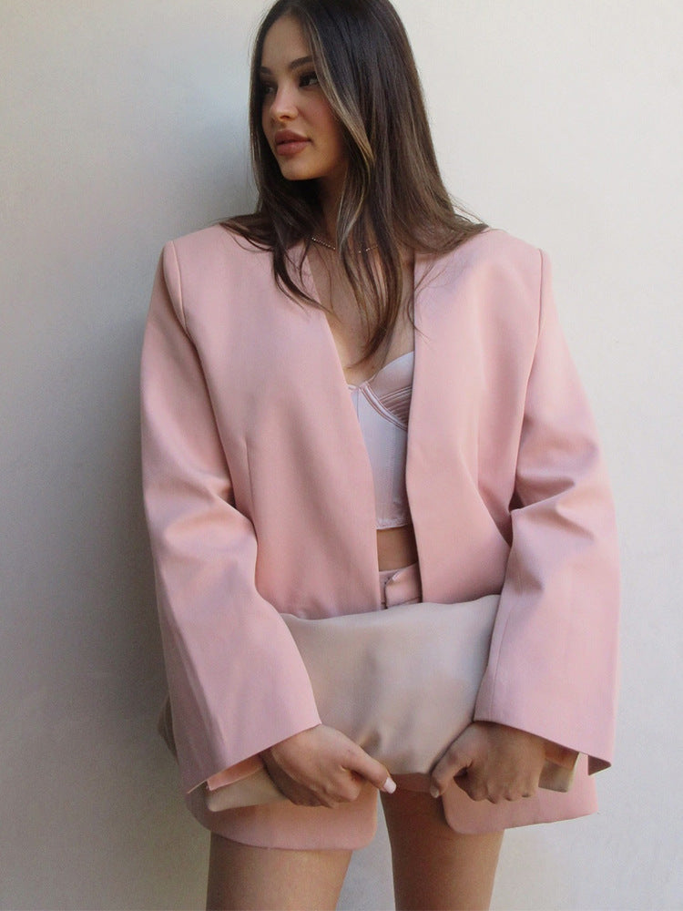 Damen Oversized Blazer-Set mit High-Waist Shorts und strukturierter Schulterpartie Shop Nory