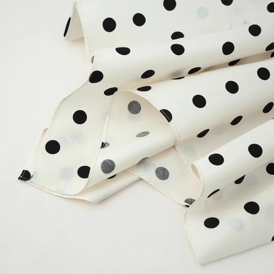 Damen Stufenrock aus leichter Viskose mit Tupfenprint und asymmetrischem Zipfelsaum Shop Nory